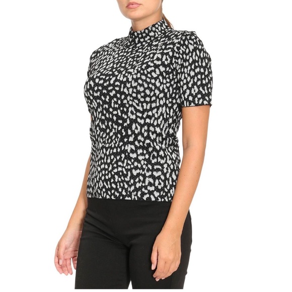 MICHAEL Michael Kors Tops - Authentic Michael Kors Black Print Top Blouse NEW